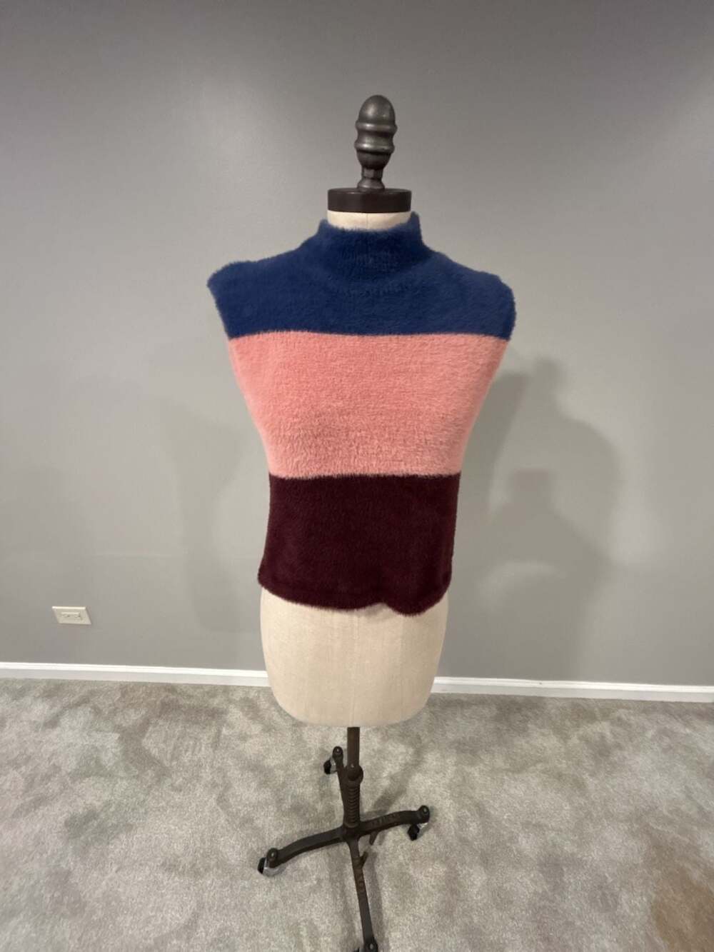 NWT! Maeve Colorblock Fuzzy Mock Neck Sweater Vest M Blue Pink Burgundy Size XS